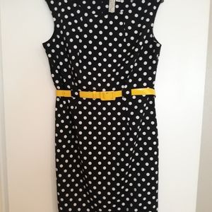 Size 12 P polka dot dress with a yellow belt